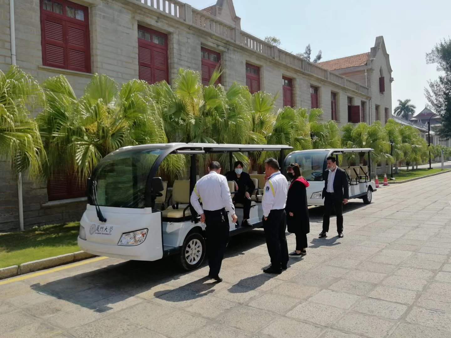 廈門大學旅游旺季添新車，選擇卓越電動車