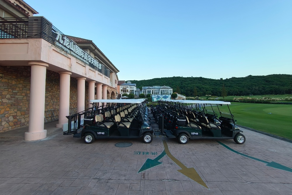 九龍山國際高爾夫俱樂部高爾夫球車交付現(xiàn)場 九龍山國際高爾夫俱樂部高爾夫球車交付現(xiàn)場